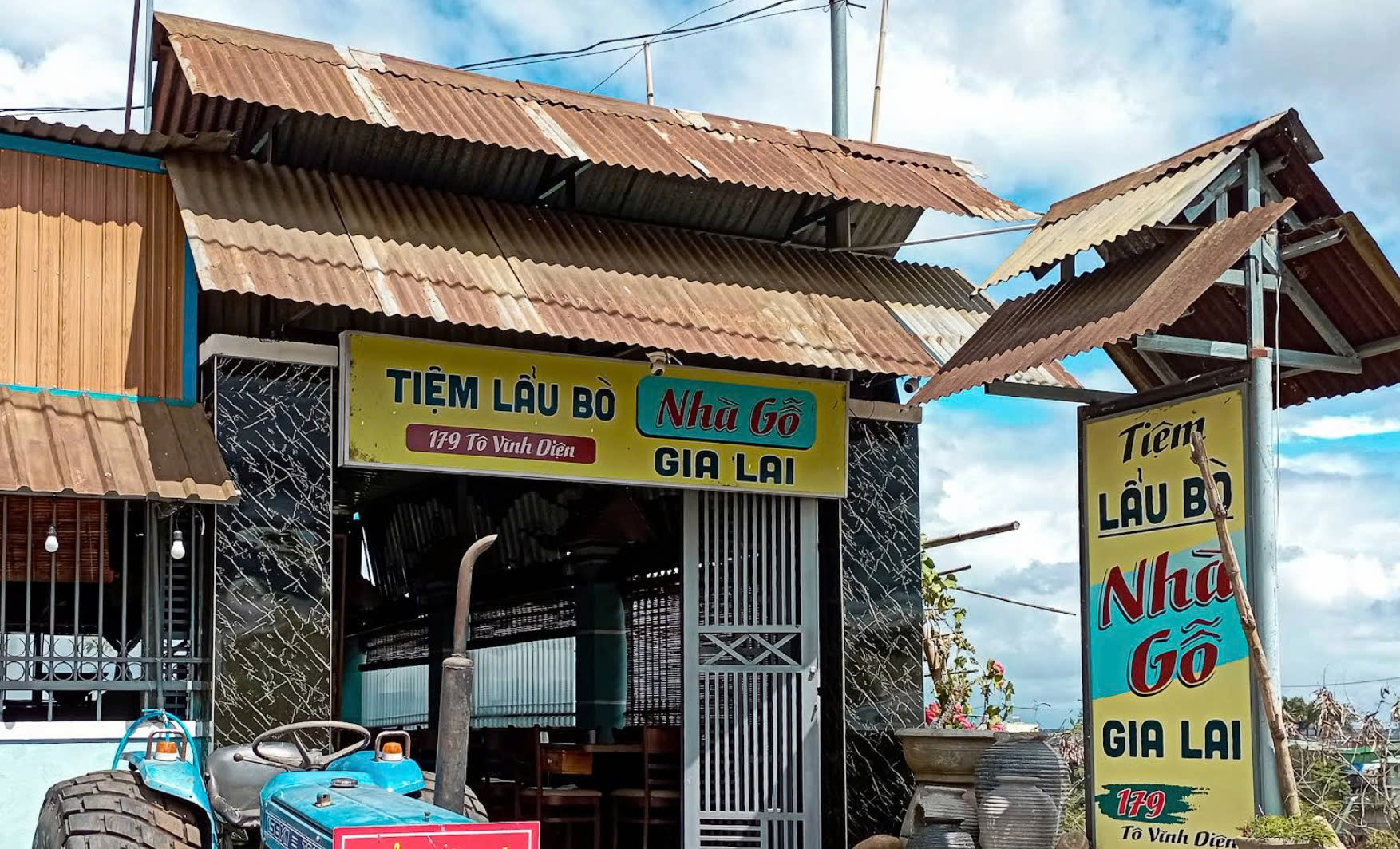 Lẩu Bò Nhà Gỗ - Image 1